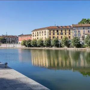 city-centre-navigli-studio.it-lombardy.com/
